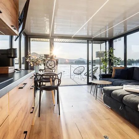 Apartmán Hausboty Labe Pistany